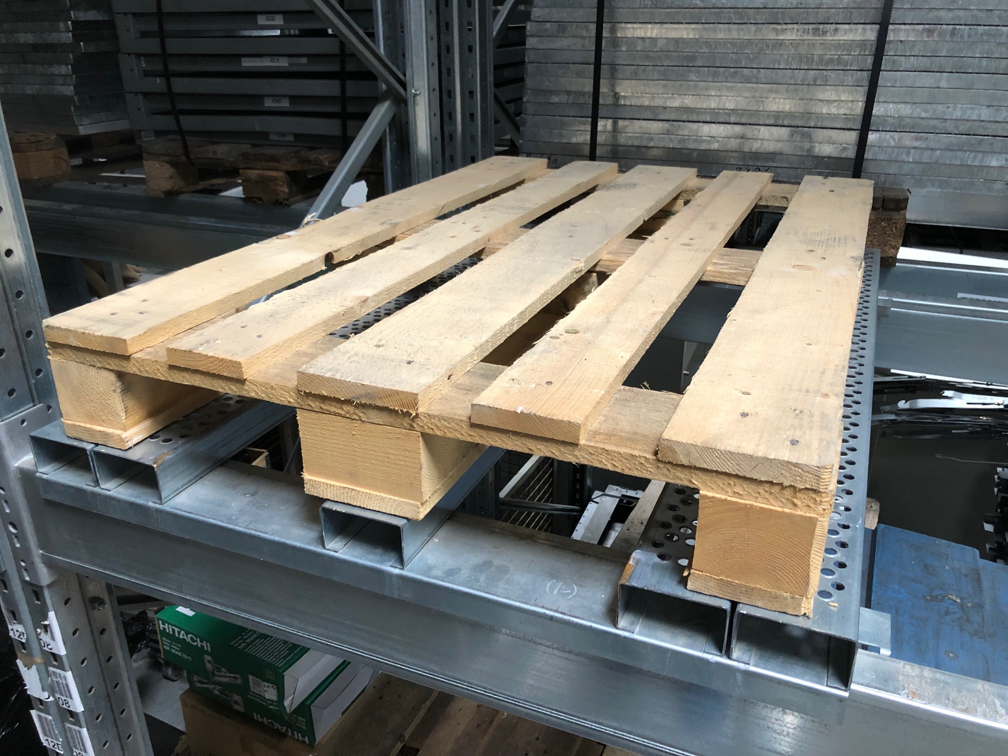 Einlegeprofile für Paletten | Gitterboxen – Bild 1