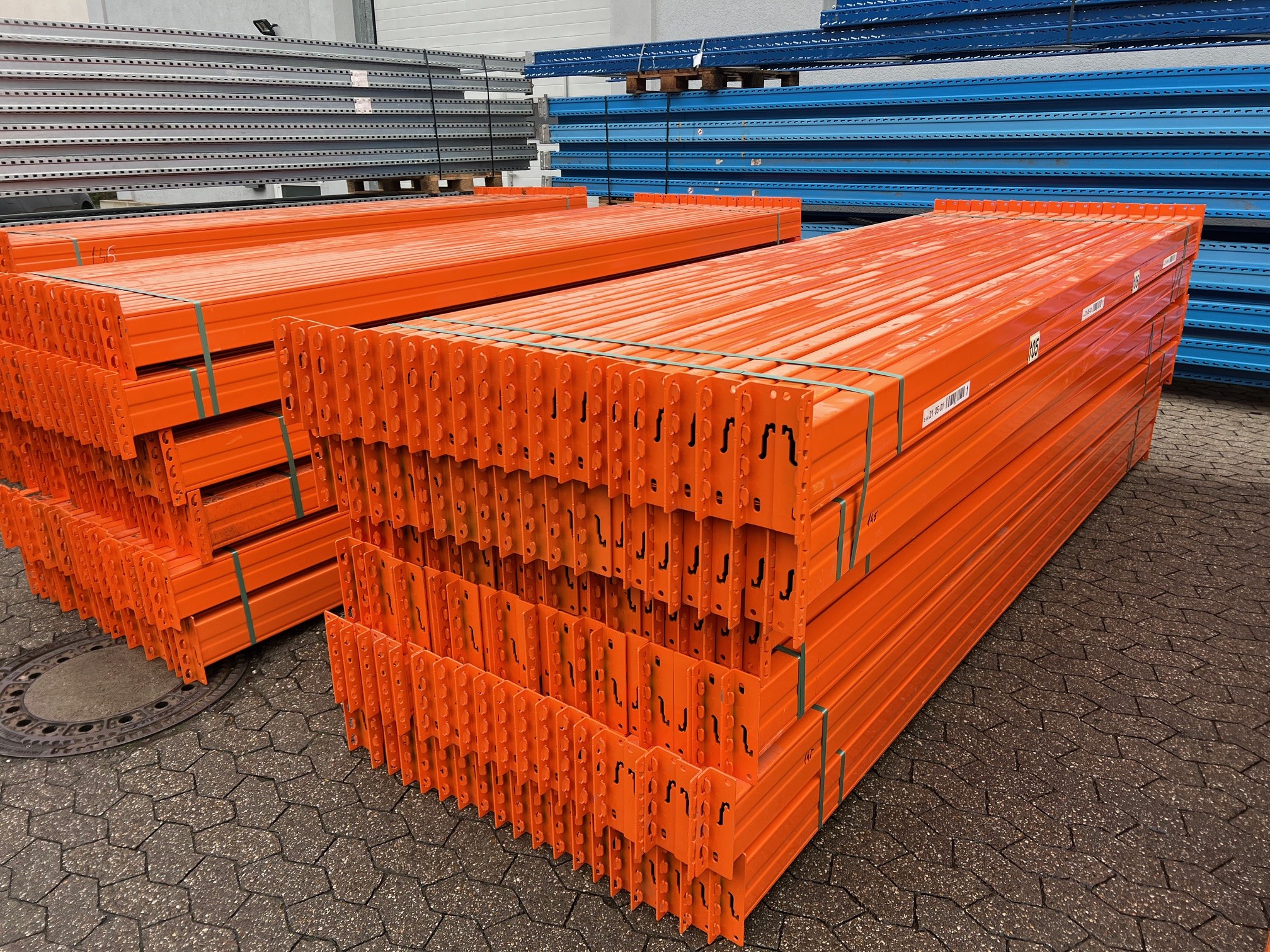 STOW Traverse | 3300x120x50mm – Bild 2