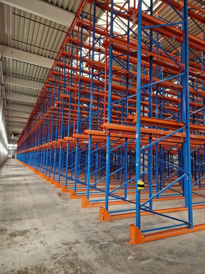 Gebrauchtes Stow Palettenregal mit 6.000 mm Rahmenhöhe, 1.100 mm Tiefe und 12.000 kg maximaler Feldlast je Feld